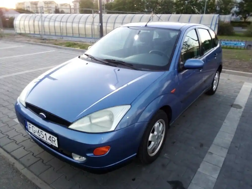 Kup teraz Ford Focus 1.4 benzyna.