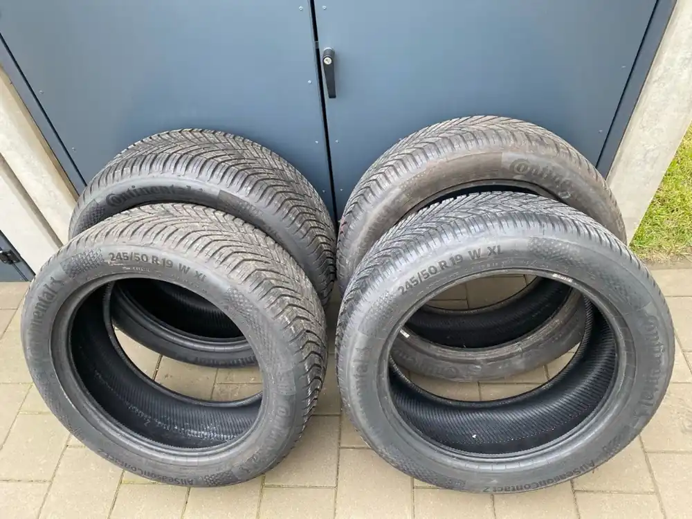 Bezpieczna płatność Komplet opon całorocznych Continental AllSeasonContact 2 245 50 R19