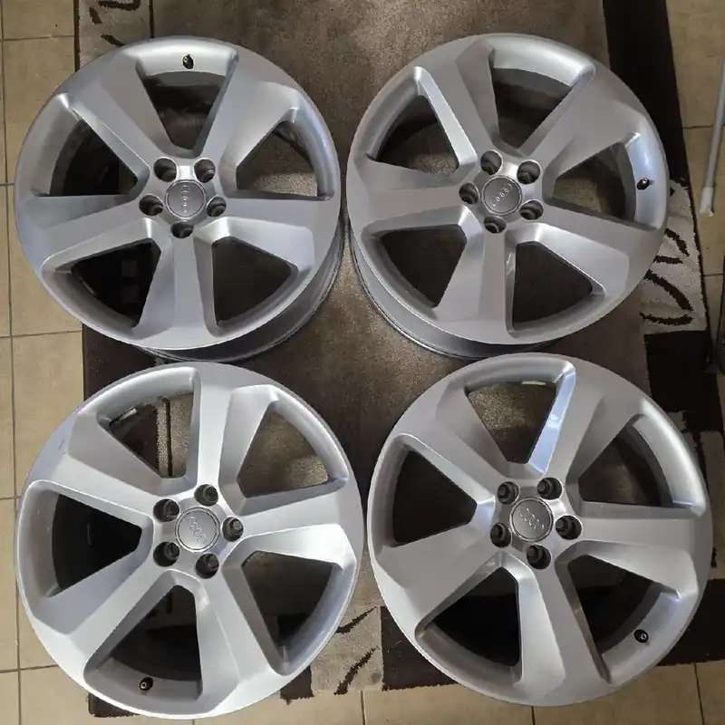 Ograniczona ilość Felgi Audi OEM Q5 A4 A7 A6 A8 , 5x112 , 66.6 , ET27 , 8R0601025P , 8J