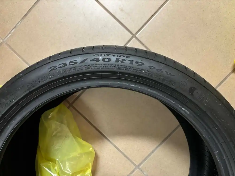 PIRELLI P7 Cinturato 235/40 R19 96 W XL P7C2 | 24 ROK NOWY ZESTAW | LETNIE Bezpieczne zakupy