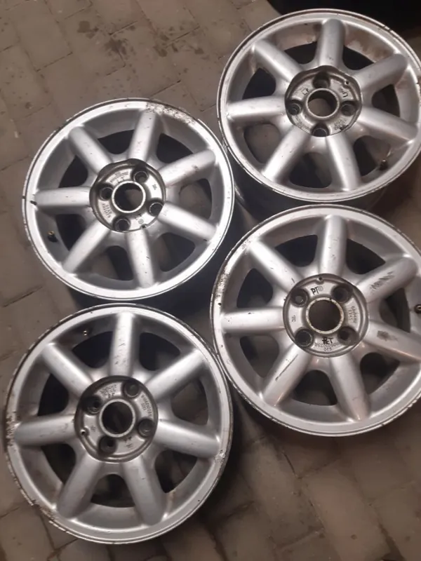 Alufelgi VW - oryginał 14 cali - 6H/14H2 -kompletne! Dostępne od ręki
