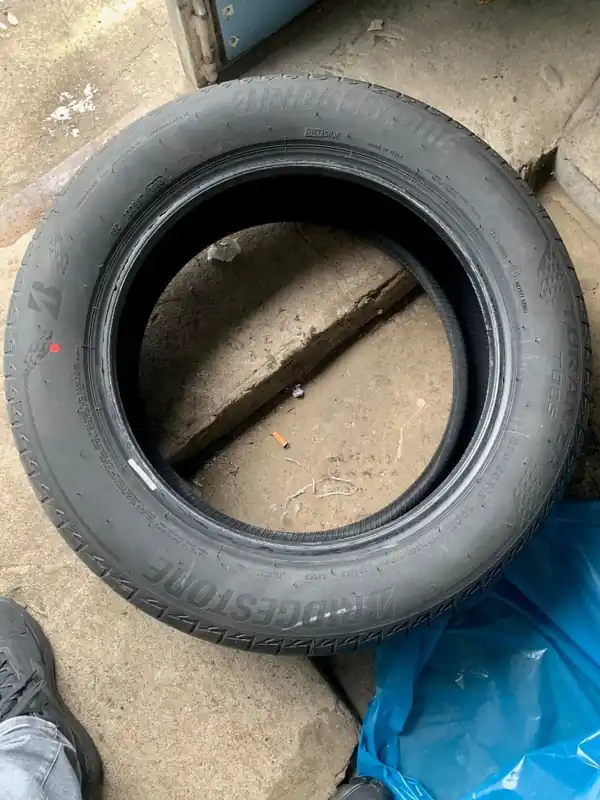 Nowe opony letnie BRIDGESTONE TURANZA T500 235/55 V100 Zamów teraz