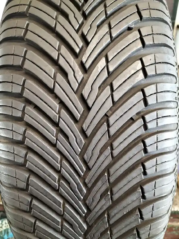 195/55R16  PIRELLI ALL SEASON SF 3 CINTIRATO JAK NOWA 8 MM Promocja