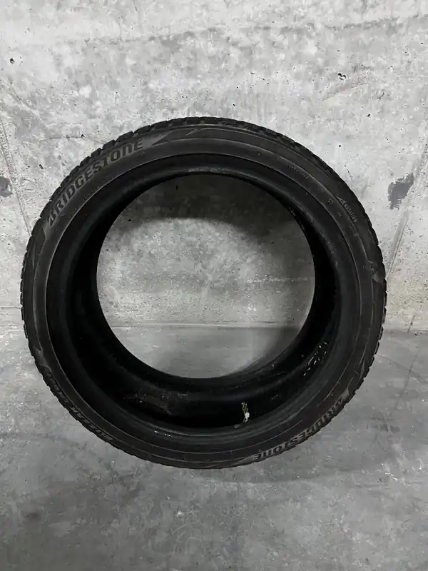 Bridgestone Blizzak LM001 245/40R19 1szt. Okazja