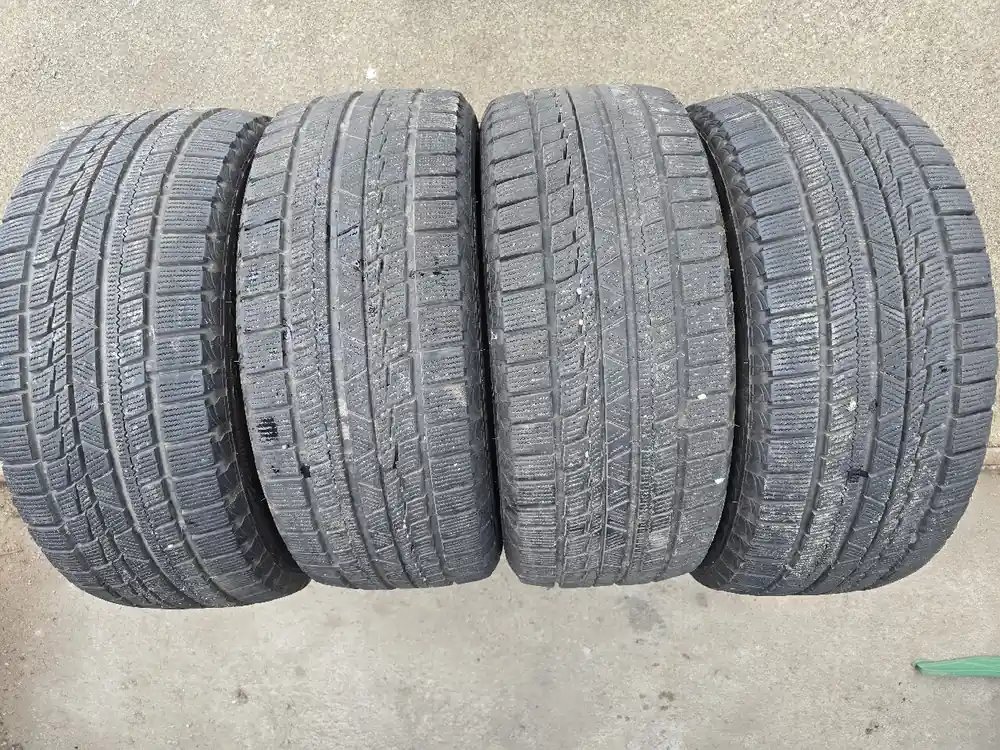 Taniej Opony 235/45 R18 zimowe komplet