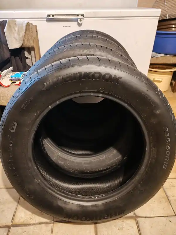 Ostatnie sztuki Opony Hankook VentusS1evo3Ev 235/60/18 Nowe