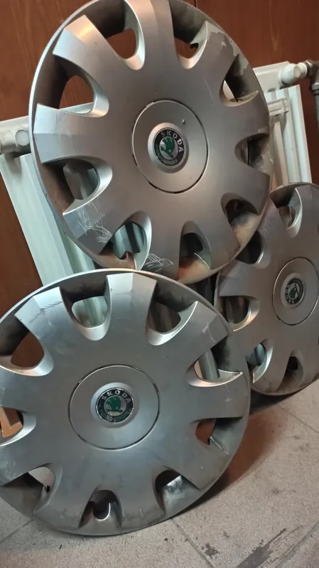Kołpaki skoda Octavia 15" 3 sztuki Do wyczerpania zapasów