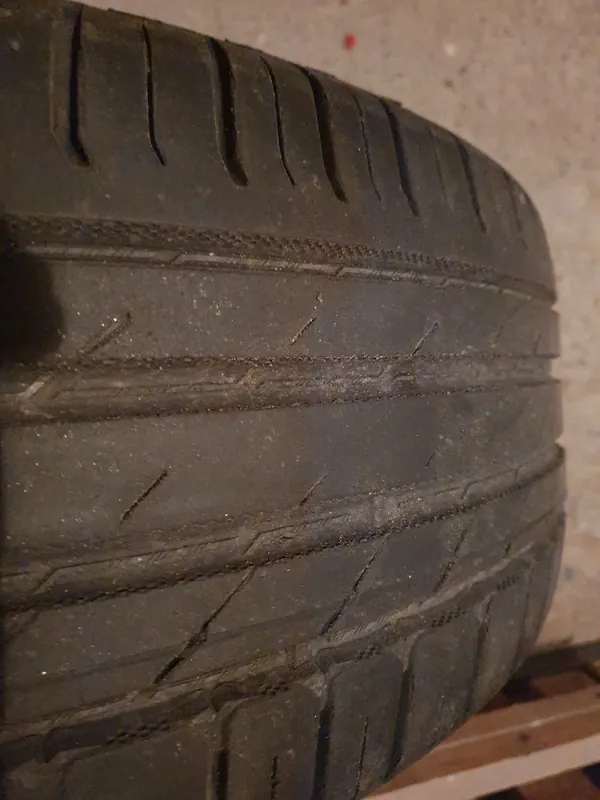 Opony letnie 17 cali używane komplet 4 szt. Taniej
