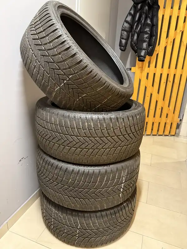 Opony zimowe BRIGDESTONE *ZIMA * 275/35/20 Zniżka