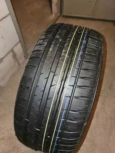 NOWA opona Michelin Pilot Sport 4 (225/40 ZR 18). Produkcja 03.2025 Promocja