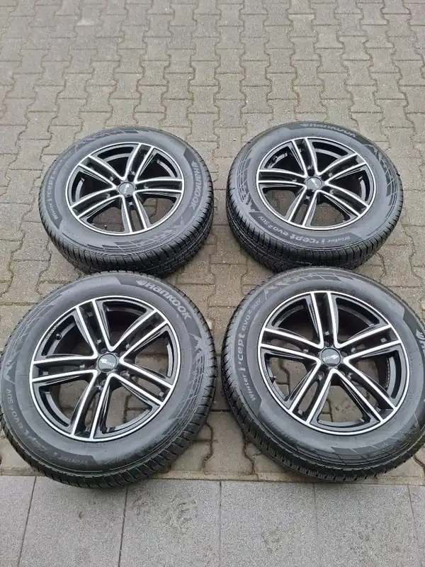Bestseller VW SKODA SEAT AUDI 5x112 opony zimowe HANKOOK 215/65/17
