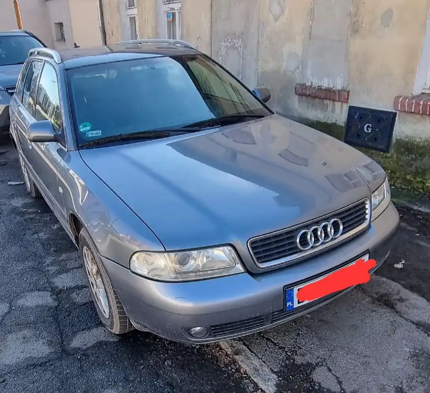 Audi a4 b5 1.6 benzyna Nowość