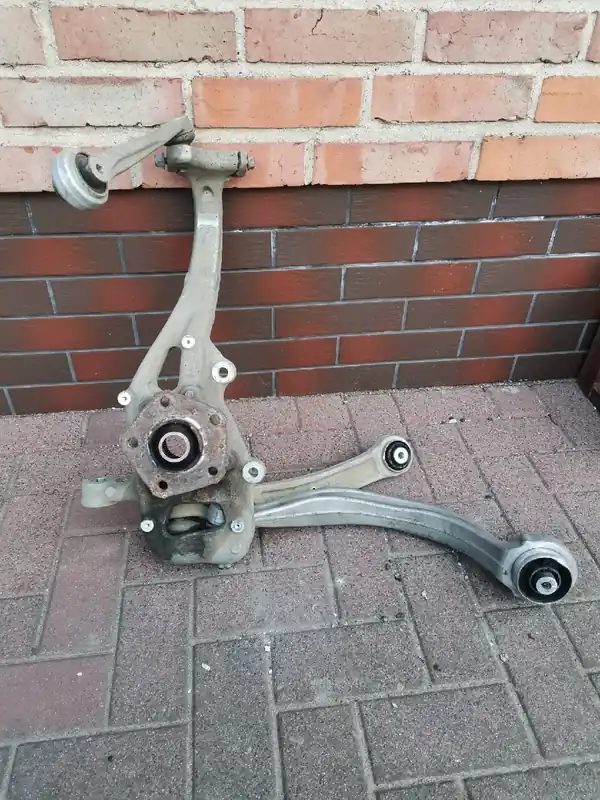 Zwrotnica przód lewy wahacze Audi A6 C8 4k0407559d Sprawdź teraz