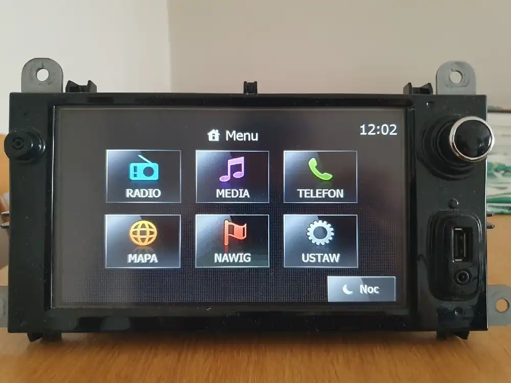 Zamów teraz Radio nawigacja Captur Clio IV 281155249R NOWE MAPY KAMERA SOFT 4.1.0