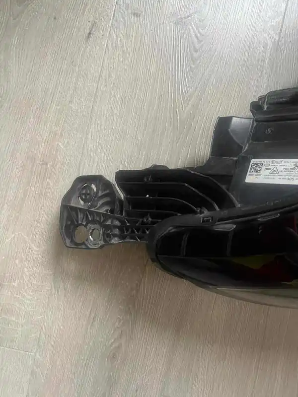 Lampy Full Led Peugeot 3008/5008 LIFT <2021 Hit cenowy