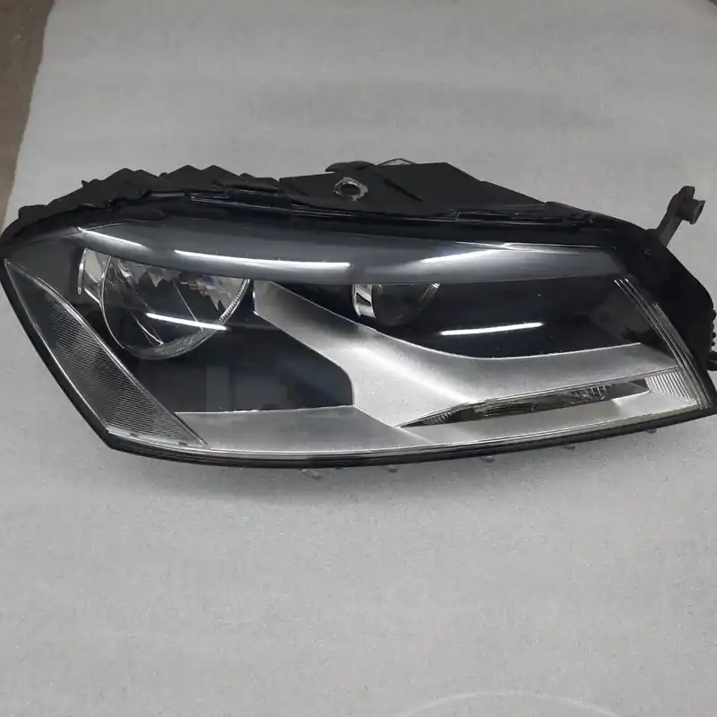 VW Passat B7 reflektor prawy 3AB 941 006 Bezpieczna płatność