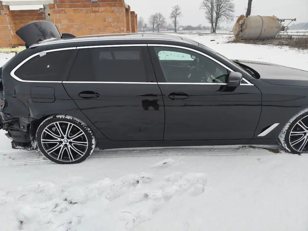 BMW 5 g31 475 drzwi prawe przednie tylne idealne Niska cena