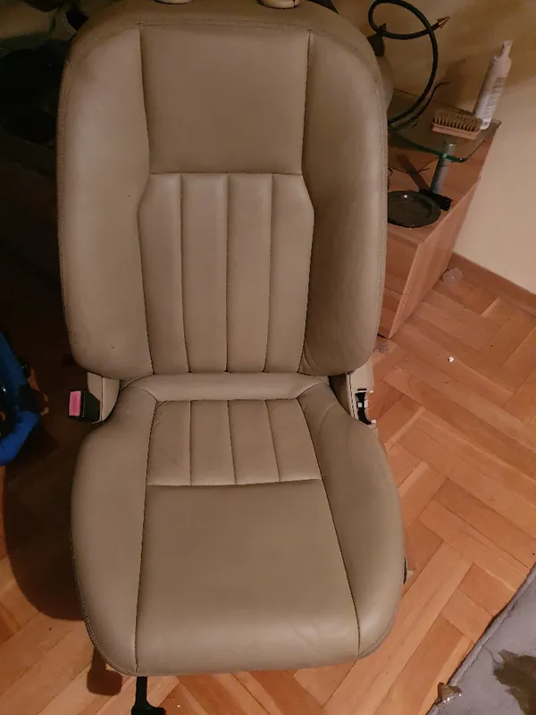 Promocja fotel lewy Mercedes w204 przedlift europa