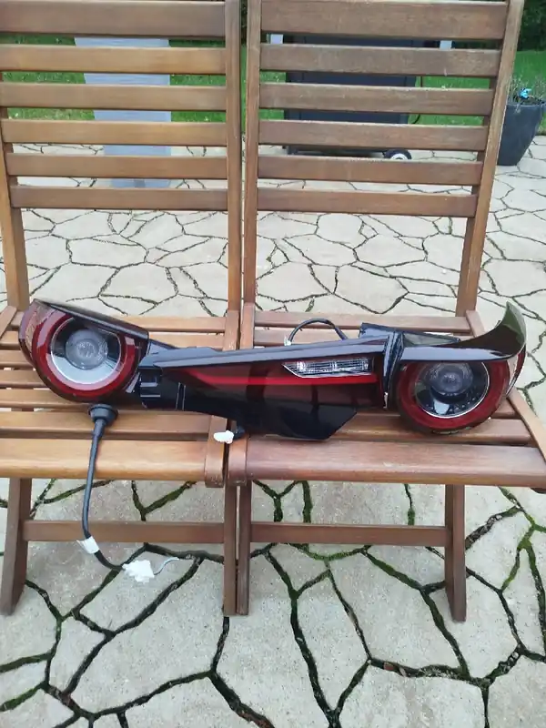 Do wyczerpania zapasów Mazda cx 30 lampa tylna prawa w błotnik USA !!!